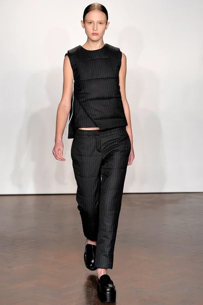 Look 23